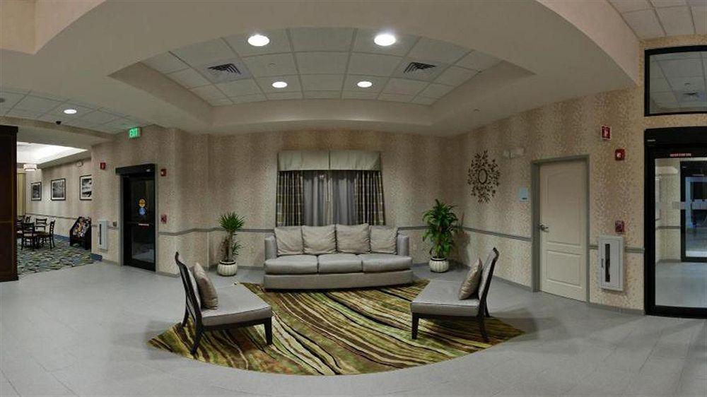 Comfort Inn & Suites Plainville-Foxboro Экстерьер фото