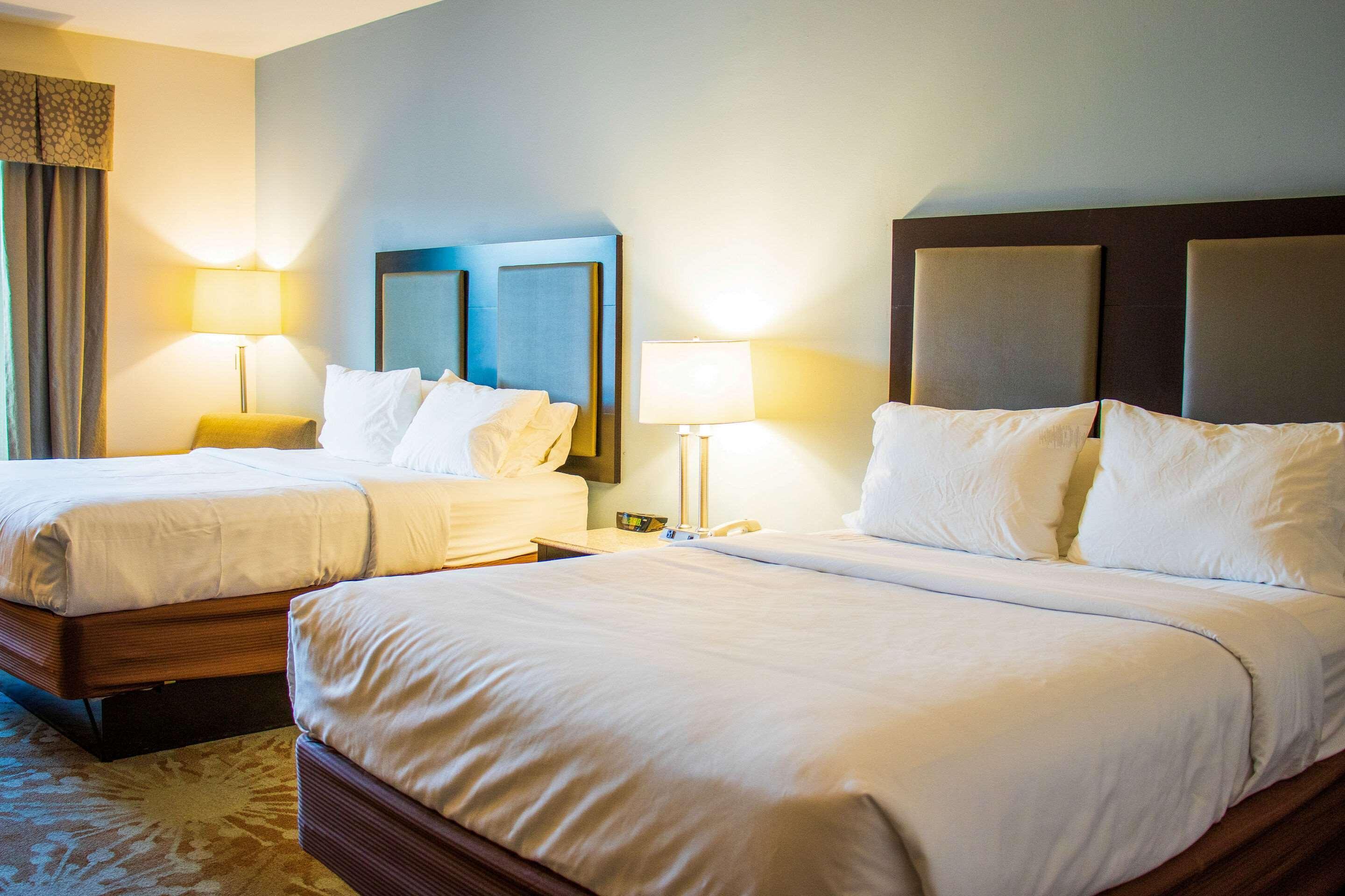 Comfort Inn & Suites Plainville-Foxboro Экстерьер фото