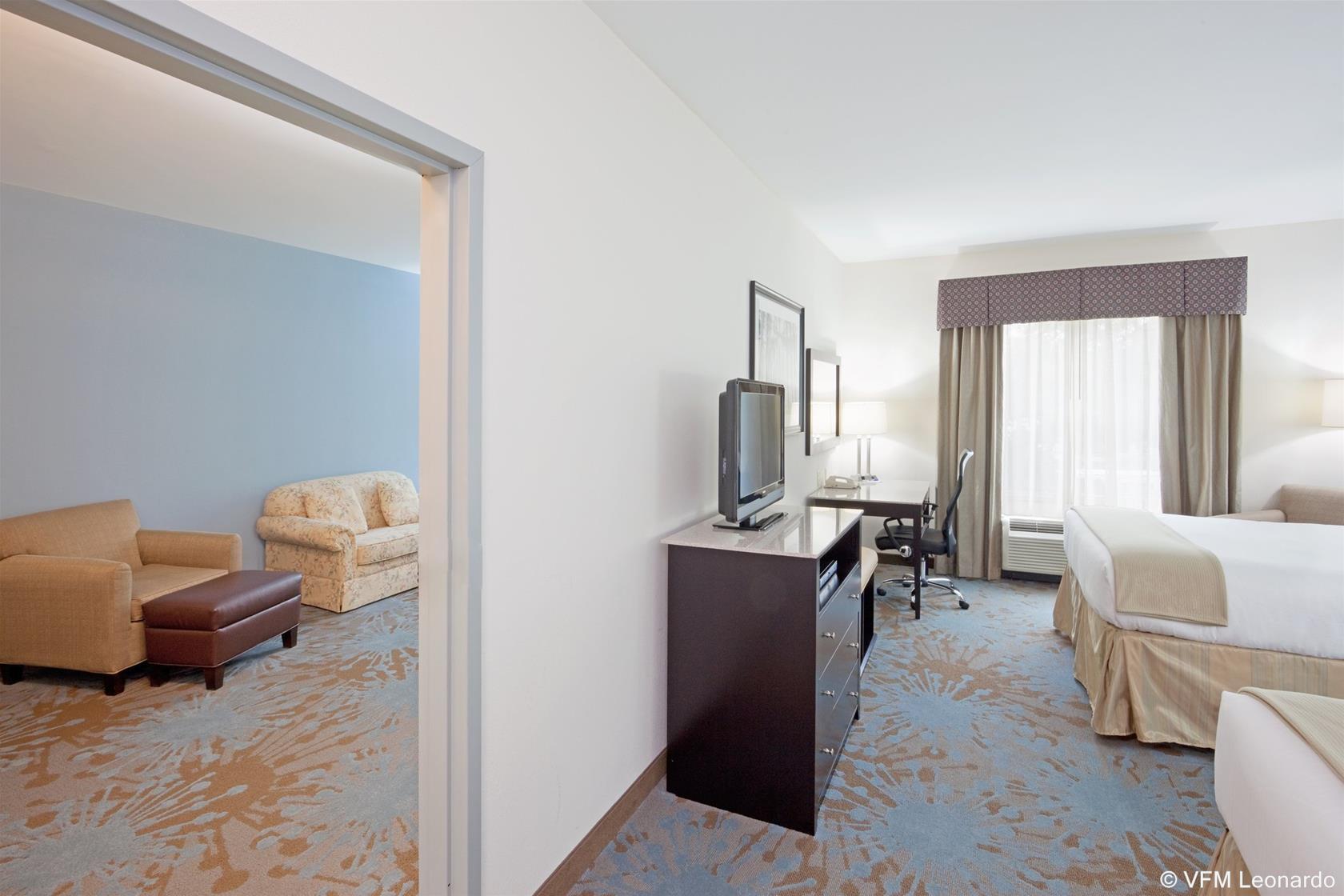 Comfort Inn & Suites Plainville-Foxboro Экстерьер фото