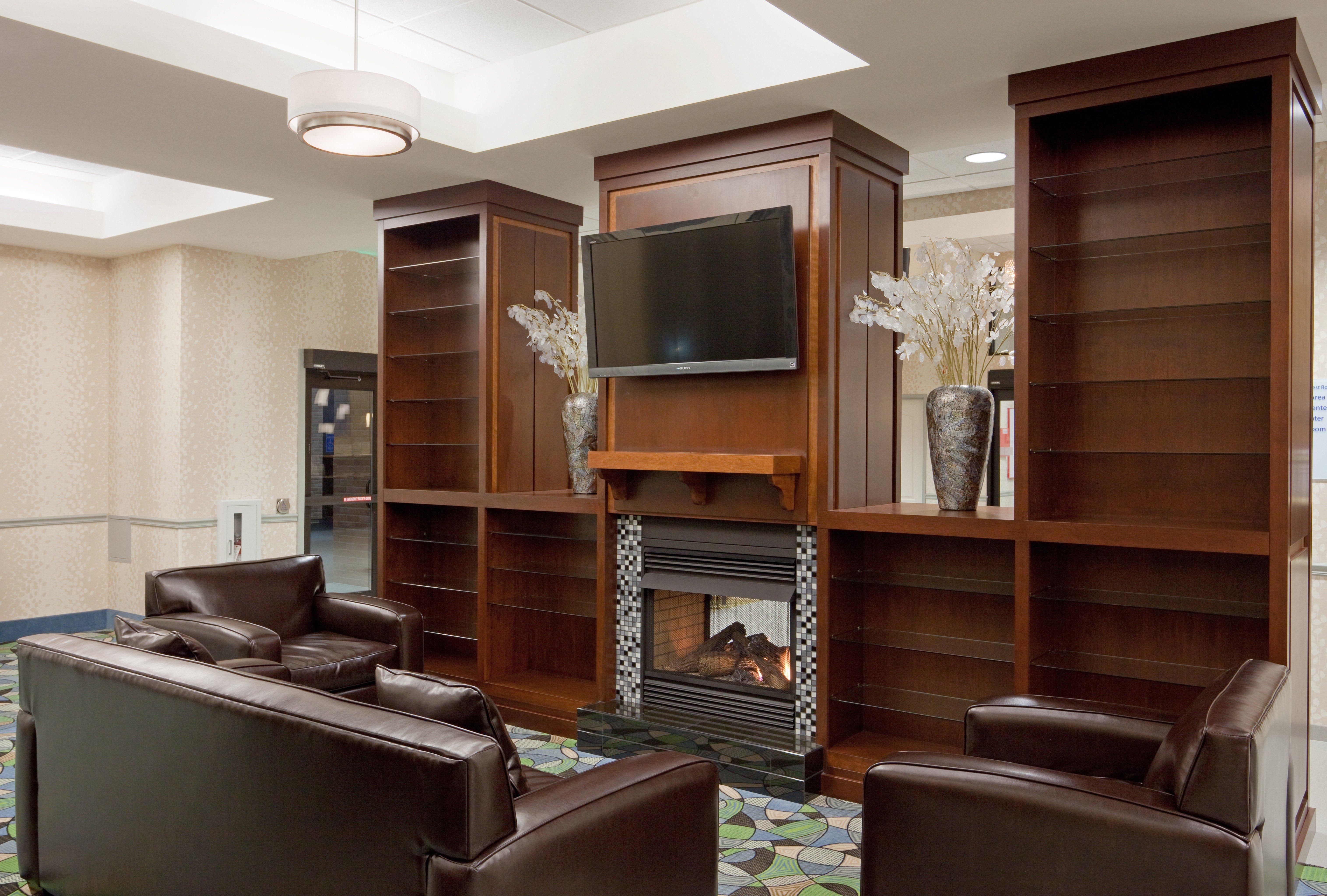 Comfort Inn & Suites Plainville-Foxboro Экстерьер фото