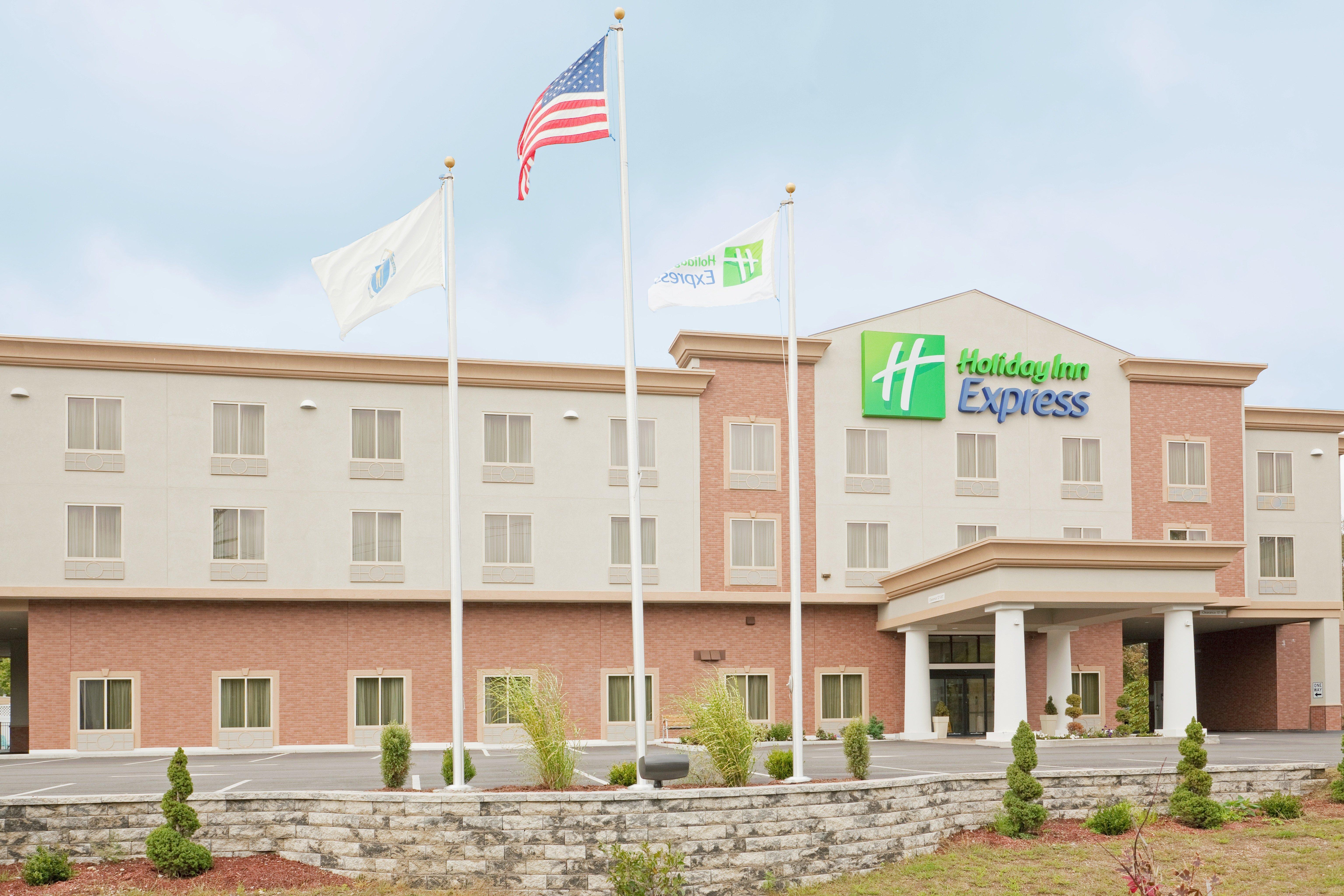 Comfort Inn & Suites Plainville-Foxboro Экстерьер фото