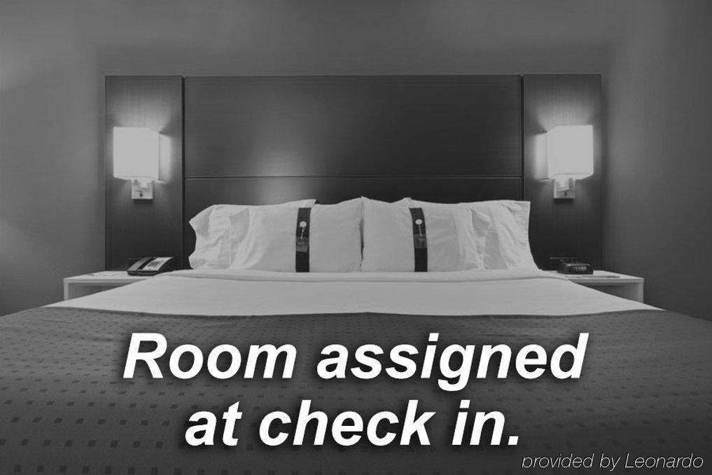 Comfort Inn & Suites Plainville-Foxboro Экстерьер фото