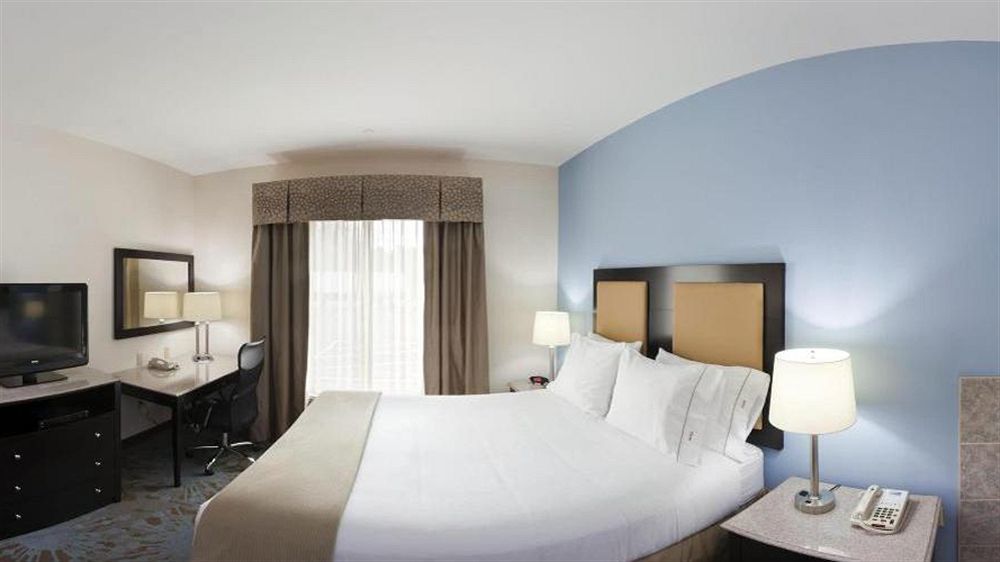 Comfort Inn & Suites Plainville-Foxboro Экстерьер фото